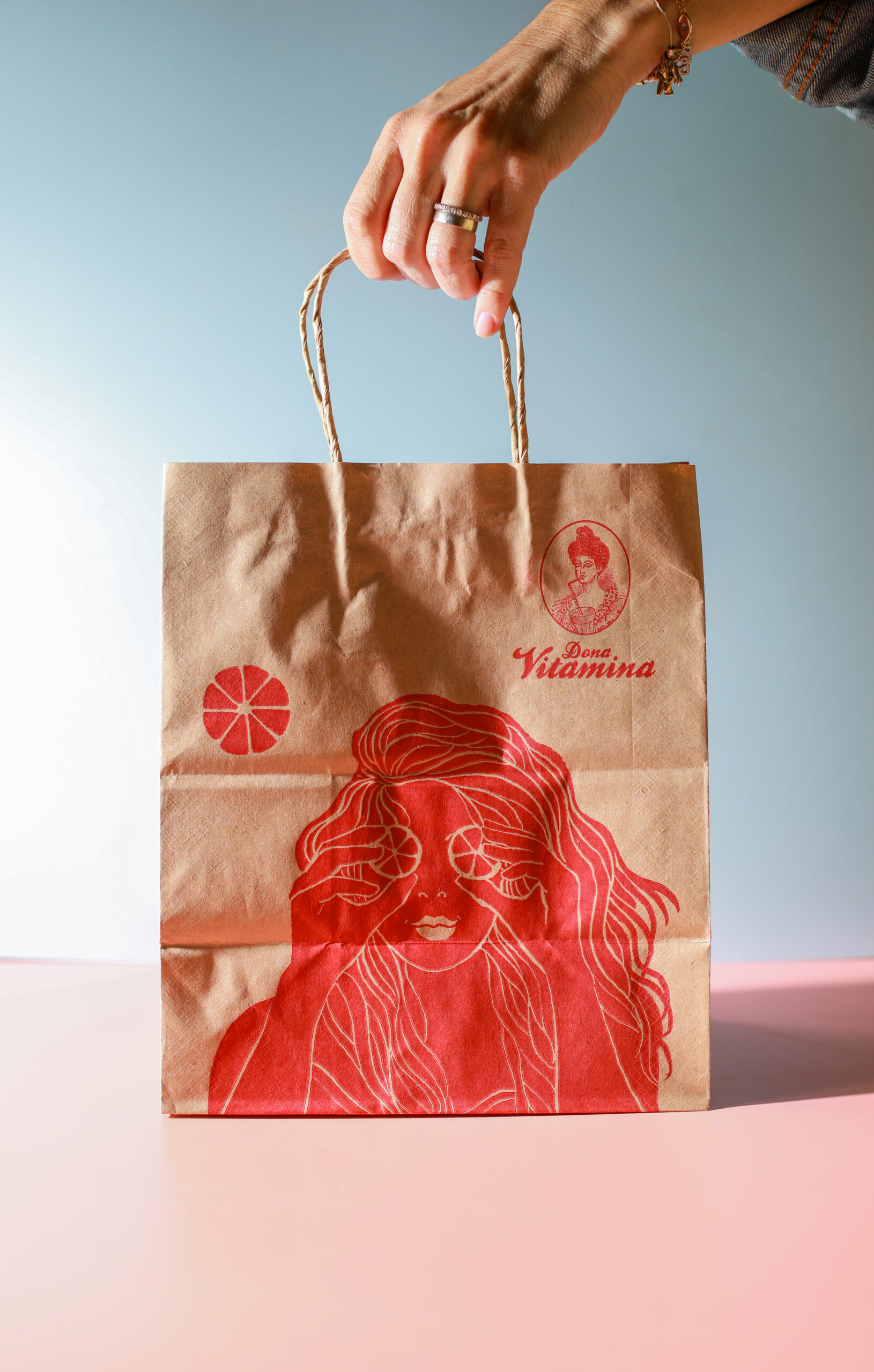 Dona Entrega - O serviço de delivery de comida saudável da Dona Vitamina!